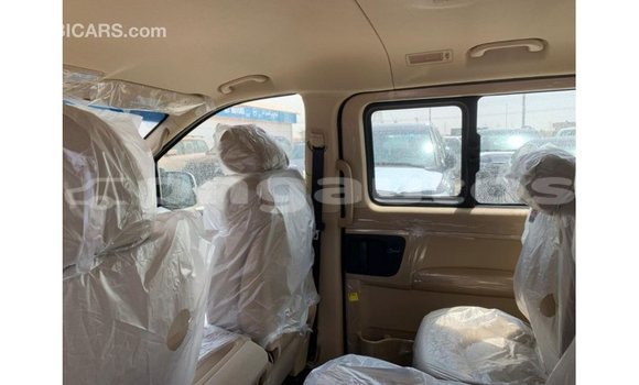 Buy Import Hyundai Accent White Car in Import - Dubai in Enga Buy Import Hyundai Accent White Car in Import - Dubai in Enga