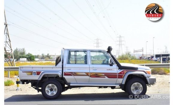 Buy Import Toyota Land Cruiser Other Car in Import - Dubai in Enga Buy Import Toyota Land Cruiser Other Car in Import - Dubai in Enga