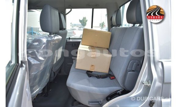 Buy Import Toyota Land Cruiser Other Car in Import - Dubai in Enga Buy Import Toyota Land Cruiser Other Car in Import - Dubai in Enga