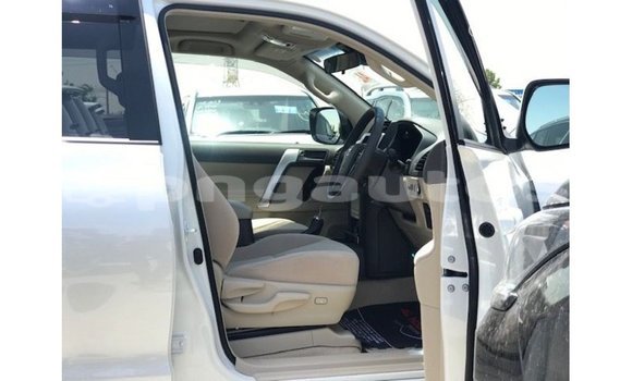 Buy Import Toyota Prado White Car in Import - Dubai in Enga Buy Import Toyota Prado White Car in Import - Dubai in Enga