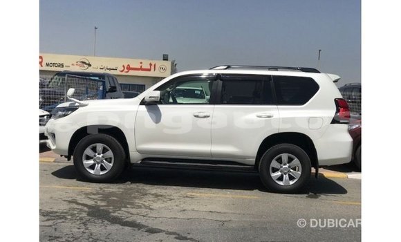 Buy Import Toyota Prado White Car in Import - Dubai in Enga Buy Import Toyota Prado White Car in Import - Dubai in Enga