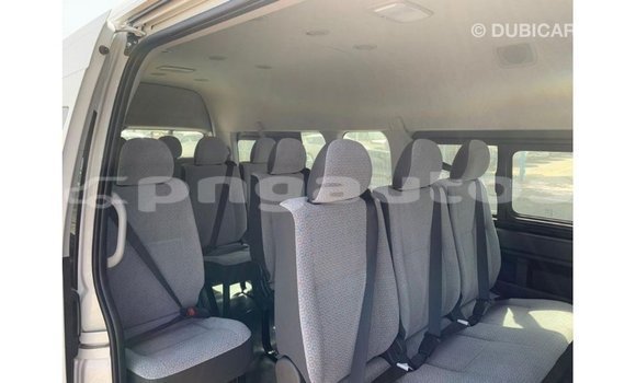 Buy Import Toyota Hiace White Car in Import - Dubai in Enga Buy Import Toyota Hiace White Car in Import - Dubai in Enga