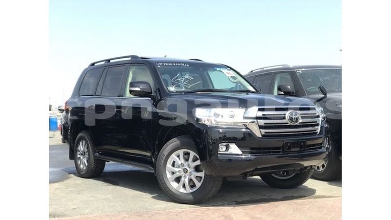 Big with watermark toyota land cruiser enga import dubai 5655
