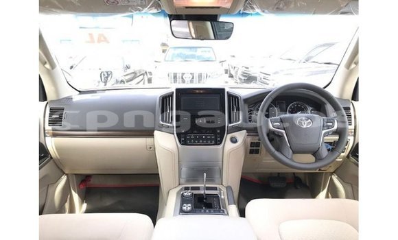 Buy Import Toyota Land Cruiser Black Car in Import - Dubai in Enga Buy Import Toyota Land Cruiser Black Car in Import - Dubai in Enga