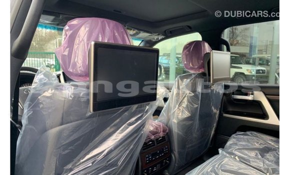 Buy Import Toyota Land Cruiser Other Car in Import - Dubai in Enga Buy Import Toyota Land Cruiser Other Car in Import - Dubai in Enga