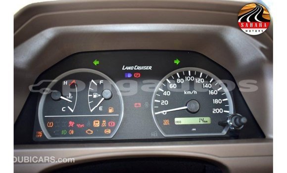 Buy Import Toyota Land Cruiser Other Car in Import - Dubai in Enga Buy Import Toyota Land Cruiser Other Car in Import - Dubai in Enga