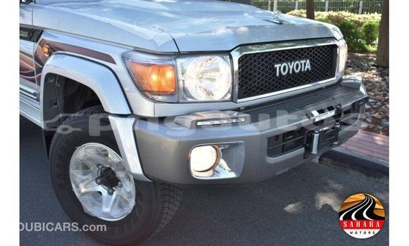 Buy Import Toyota Land Cruiser Other Car in Import - Dubai in Enga Buy Import Toyota Land Cruiser Other Car in Import - Dubai in Enga