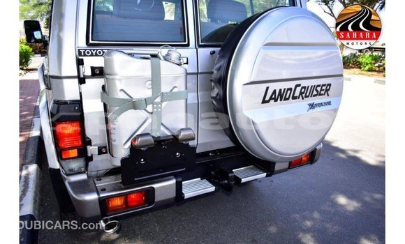 Buy Import Toyota Land Cruiser Other Car in Import - Dubai in Enga Buy Import Toyota Land Cruiser Other Car in Import - Dubai in Enga