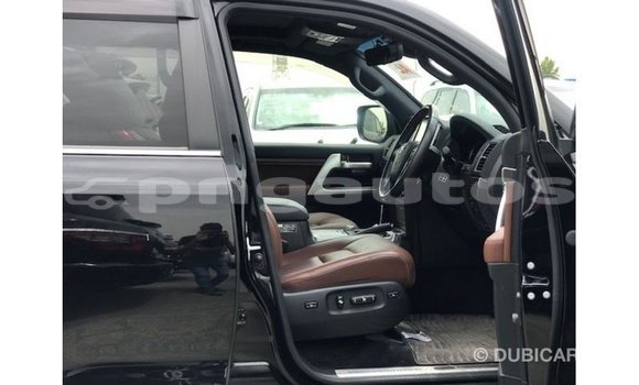 Buy Import Toyota Land Cruiser Black Car in Import - Dubai in Enga Buy Import Toyota Land Cruiser Black Car in Import - Dubai in Enga
