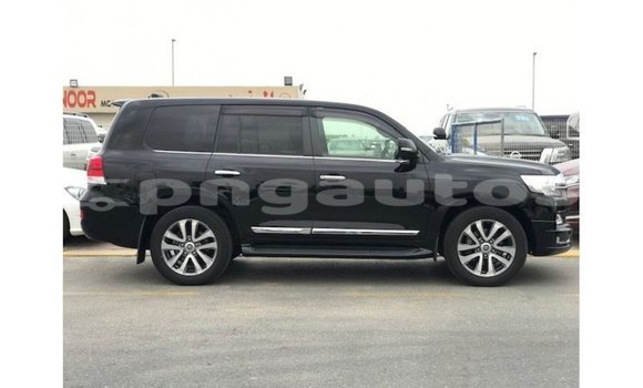 Buy Import Toyota Land Cruiser Black Car in Import - Dubai in Enga Buy Import Toyota Land Cruiser Black Car in Import - Dubai in Enga
