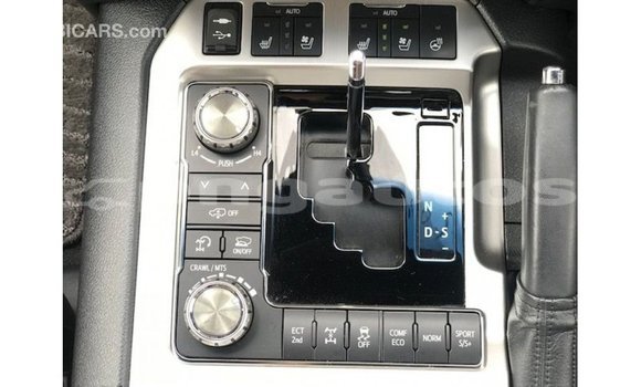 Buy Import Toyota Land Cruiser Black Car in Import - Dubai in Enga Buy Import Toyota Land Cruiser Black Car in Import - Dubai in Enga