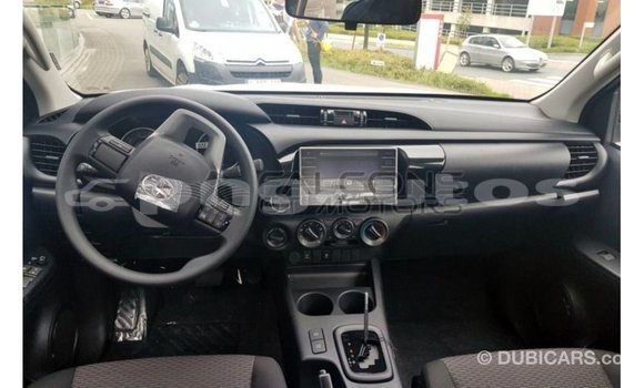 Buy Import Toyota Hilux Brown Car in Import - Dubai in Enga Buy Import Toyota Hilux Brown Car in Import - Dubai in Enga