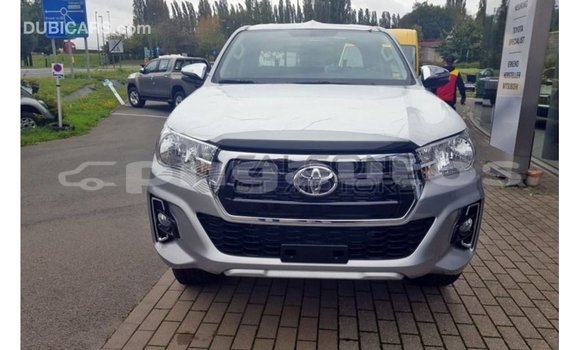 Buy Import Toyota Hilux Brown Car in Import - Dubai in Enga Buy Import Toyota Hilux Brown Car in Import - Dubai in Enga