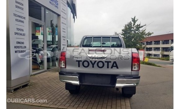 Buy Import Toyota Hilux Brown Car in Import - Dubai in Enga Buy Import Toyota Hilux Brown Car in Import - Dubai in Enga