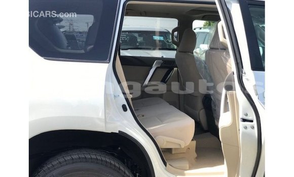 Buy Import Toyota Prado White Car in Import - Dubai in Enga Buy Import Toyota Prado White Car in Import - Dubai in Enga