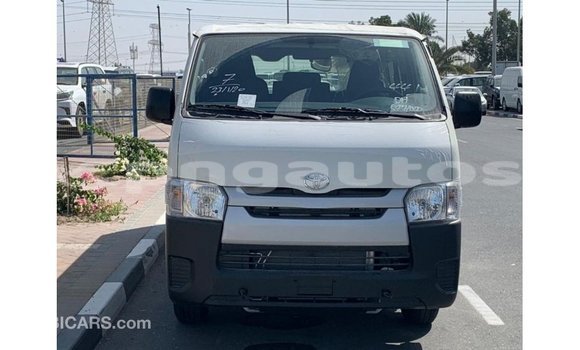 Buy Import Toyota Hiace White Car in Import - Dubai in Enga Buy Import Toyota Hiace White Car in Import - Dubai in Enga