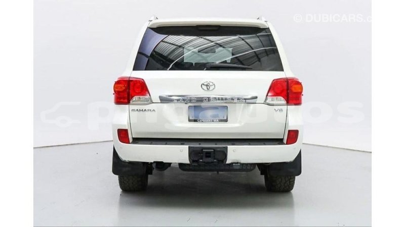 Big with watermark toyota land cruiser enga import dubai 5677