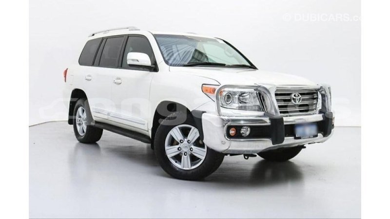 Big with watermark toyota land cruiser enga import dubai 5677