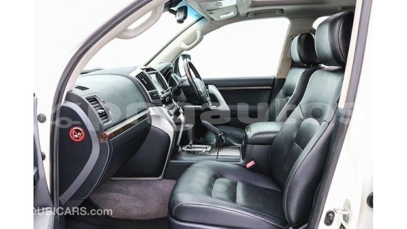 Big with watermark toyota land cruiser enga import dubai 5677