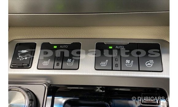 Buy Import Toyota Land Cruiser White Car in Import - Dubai in Enga Buy Import Toyota Land Cruiser White Car in Import - Dubai in Enga