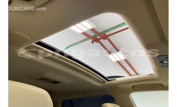 Buy Import Toyota Land Cruiser White Car in Import - Dubai in Enga Buy Import Toyota Land Cruiser White Car in Import - Dubai in Enga