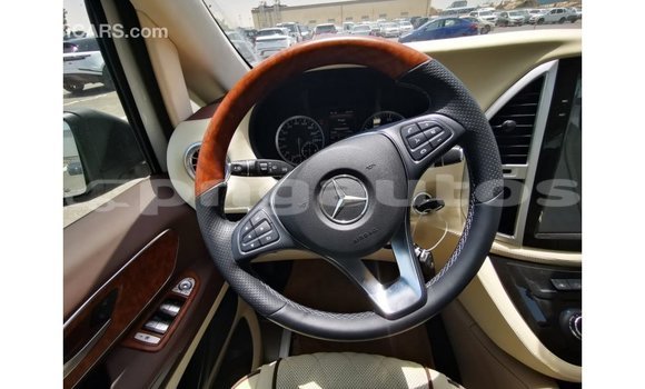 Buy Import Mercedes-Benz Vito White Car in Import - Dubai in Enga Buy Import Mercedes-Benz Vito White Car in Import - Dubai in Enga