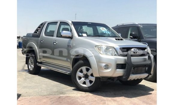Buy Import Toyota Hilux Other Car in Import - Dubai in Enga Buy Import Toyota Hilux Other Car in Import - Dubai in Enga