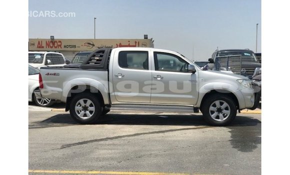 Buy Import Toyota Hilux Other Car in Import - Dubai in Enga Buy Import Toyota Hilux Other Car in Import - Dubai in Enga