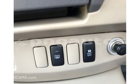 Buy Import Toyota Hilux Other Car in Import - Dubai in Enga Buy Import Toyota Hilux Other Car in Import - Dubai in Enga