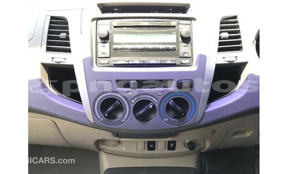 Buy Import Toyota Hilux Other Car in Import - Dubai in Enga Buy Import Toyota Hilux Other Car in Import - Dubai in Enga