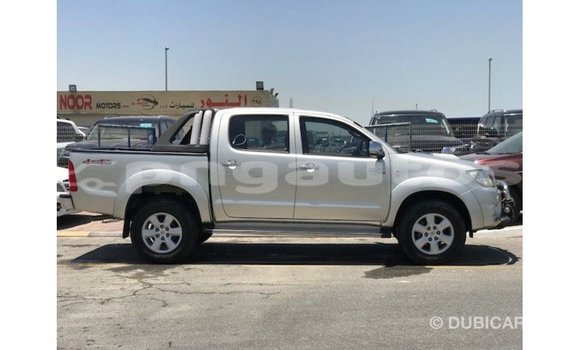 Buy Import Toyota Hilux Other Car in Import - Dubai in Enga Buy Import Toyota Hilux Other Car in Import - Dubai in Enga