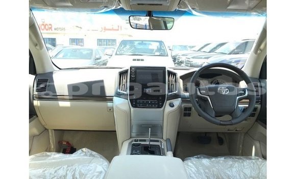Buy Import Toyota Land Cruiser Blue Car in Import - Dubai in Enga Buy Import Toyota Land Cruiser Blue Car in Import - Dubai in Enga