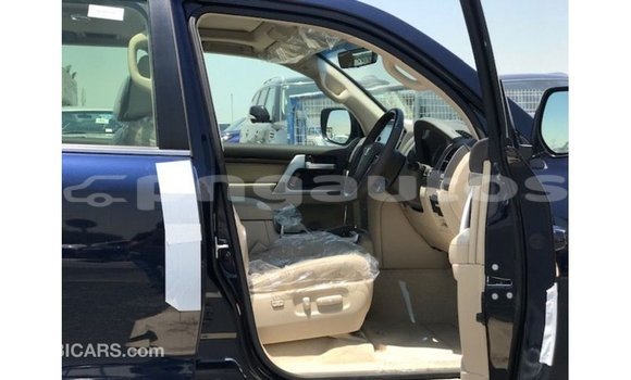 Buy Import Toyota Land Cruiser Blue Car in Import - Dubai in Enga Buy Import Toyota Land Cruiser Blue Car in Import - Dubai in Enga