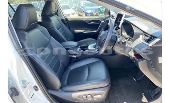 Buy Import Toyota 4Runner White Car in Import - Dubai in Enga Buy Import Toyota 4Runner White Car in Import - Dubai in Enga