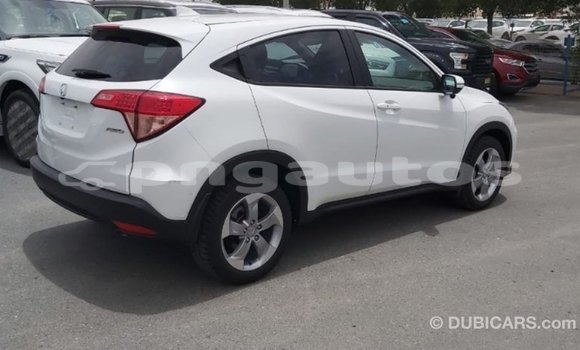 Buy Import Honda HRV White Car in Import - Dubai in Enga Buy Import Honda HRV White Car in Import - Dubai in Enga