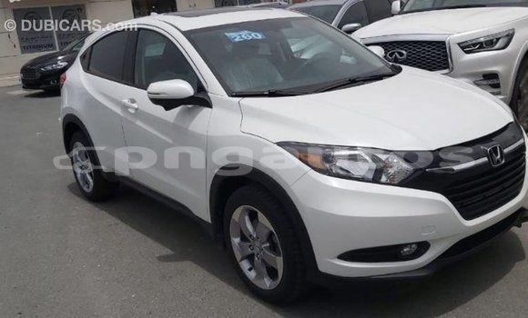Buy Import Honda HRV White Car in Import - Dubai in Enga Buy Import Honda HRV White Car in Import - Dubai in Enga