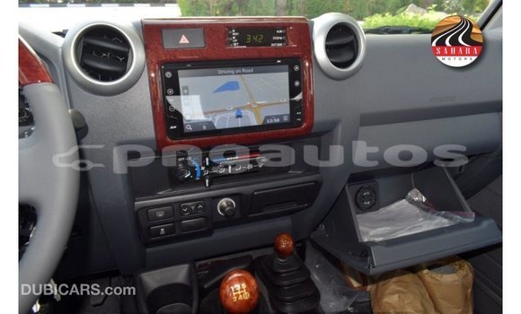 Buy Import Toyota Land Cruiser Red Car in Import - Dubai in Enga Buy Import Toyota Land Cruiser Red Car in Import - Dubai in Enga