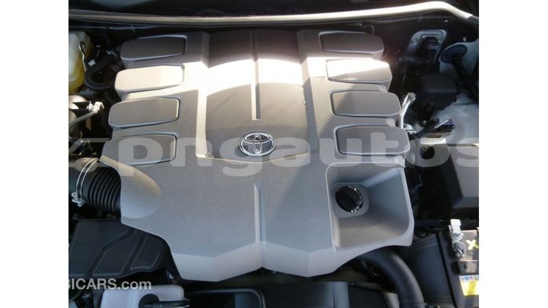 Big with watermark toyota land cruiser enga import dubai 5733