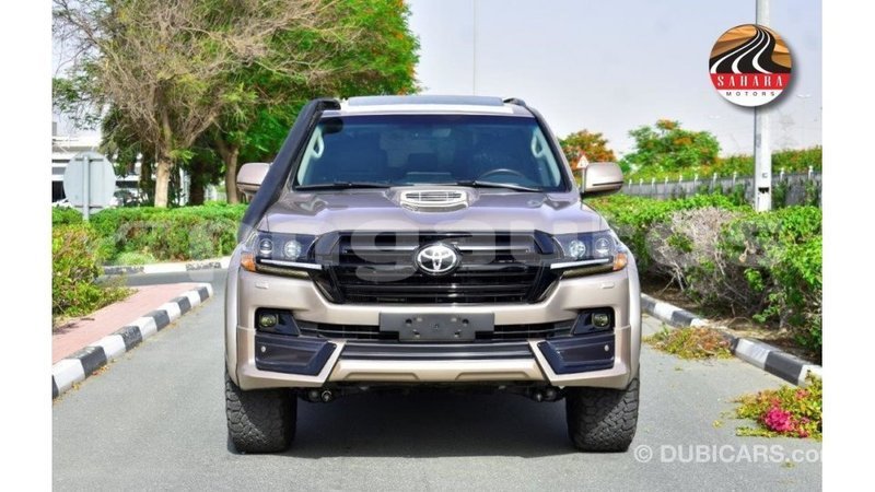 Big with watermark toyota land cruiser enga import dubai 5735