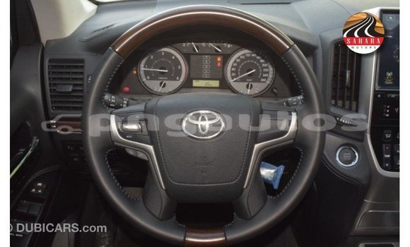 Buy Import Toyota Land Cruiser Other Car in Import - Dubai in Enga Buy Import Toyota Land Cruiser Other Car in Import - Dubai in Enga