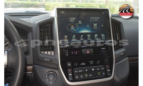 Buy Import Toyota Land Cruiser Other Car in Import - Dubai in Enga Buy Import Toyota Land Cruiser Other Car in Import - Dubai in Enga