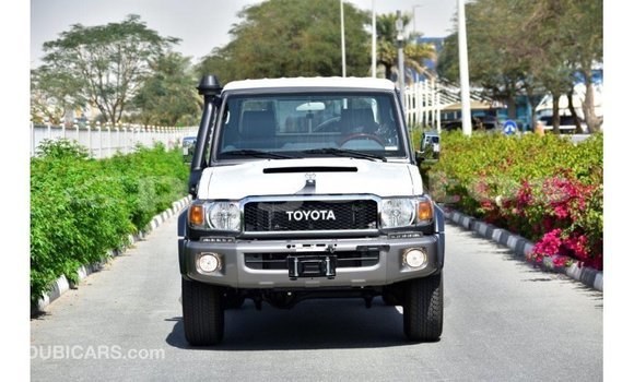 Buy Import Toyota Land Cruiser Other Car in Import - Dubai in Enga Buy Import Toyota Land Cruiser Other Car in Import - Dubai in Enga