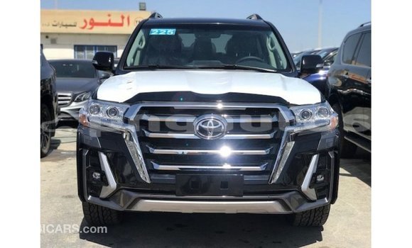 Buy Import Toyota Land Cruiser Black Car in Import - Dubai in Enga Buy Import Toyota Land Cruiser Black Car in Import - Dubai in Enga