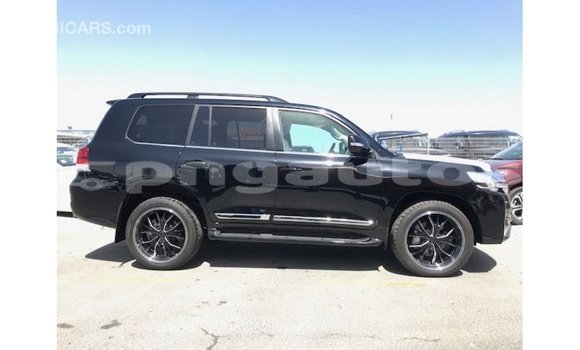 Buy Import Toyota Land Cruiser Black Car in Import - Dubai in Enga Buy Import Toyota Land Cruiser Black Car in Import - Dubai in Enga