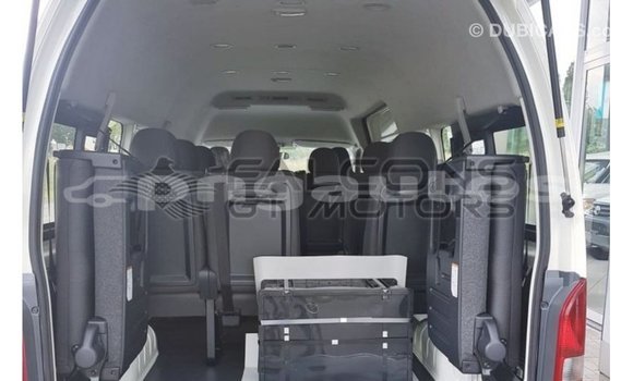 Buy Import Toyota Hiace White Car in Import - Dubai in Enga Buy Import Toyota Hiace White Car in Import - Dubai in Enga