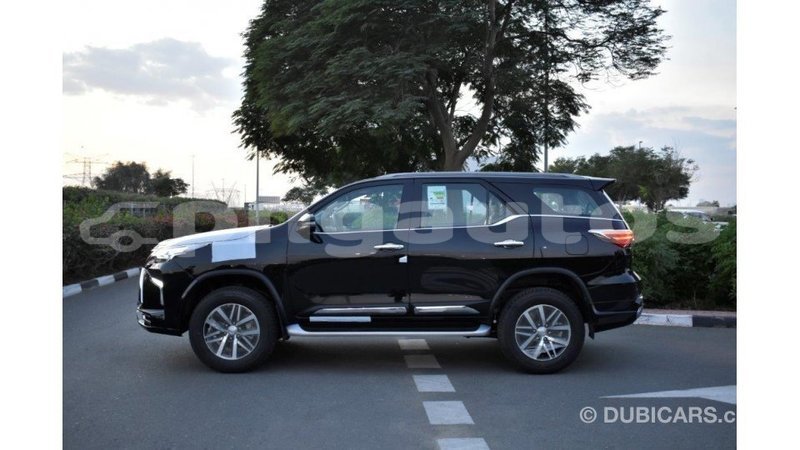 Big with watermark toyota fortuner enga import dubai 5765