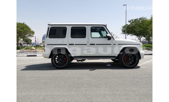 Buy Import Mercedes-Benz 190 White Car in Import - Dubai in Enga Buy Import Mercedes-Benz 190 White Car in Import - Dubai in Enga