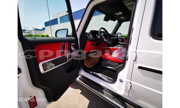 Buy Import Mercedes-Benz 190 White Car in Import - Dubai in Enga Buy Import Mercedes-Benz 190 White Car in Import - Dubai in Enga