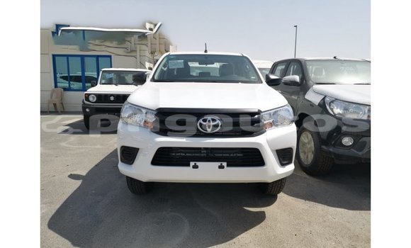 Buy Import Toyota Hilux White Car in Import - Dubai in Enga Buy Import Toyota Hilux White Car in Import - Dubai in Enga