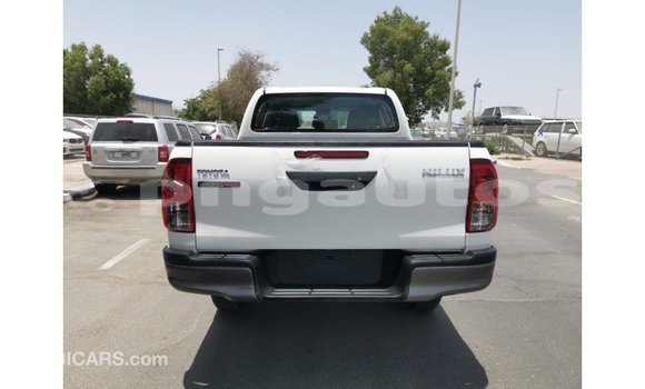 Buy Import Toyota Hilux White Car in Import - Dubai in Enga Buy Import Toyota Hilux White Car in Import - Dubai in Enga